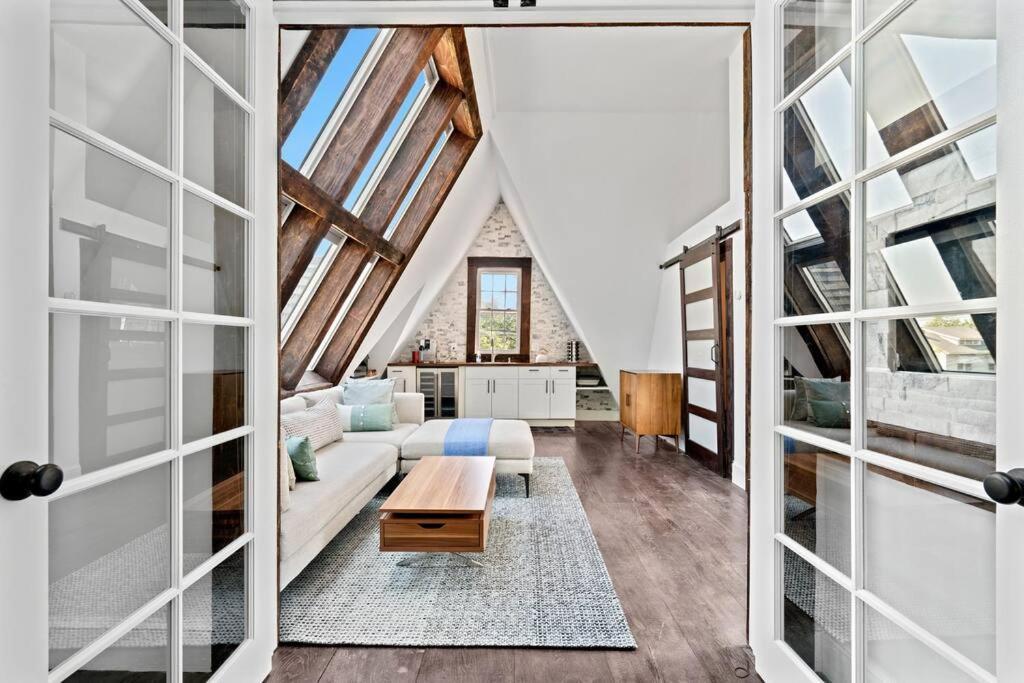 Apartamento Luxury Escape In Dc, With A Private Deck! Parking Included