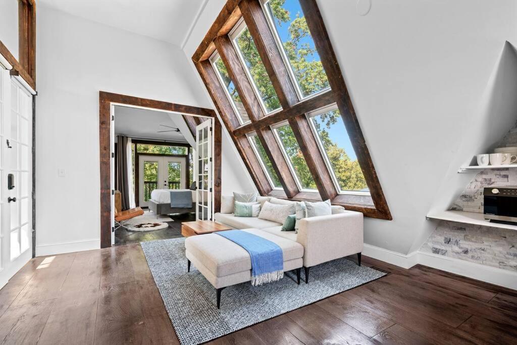 Apartamento Luxury Escape In Dc, With A Private Deck! Parking Included Washington